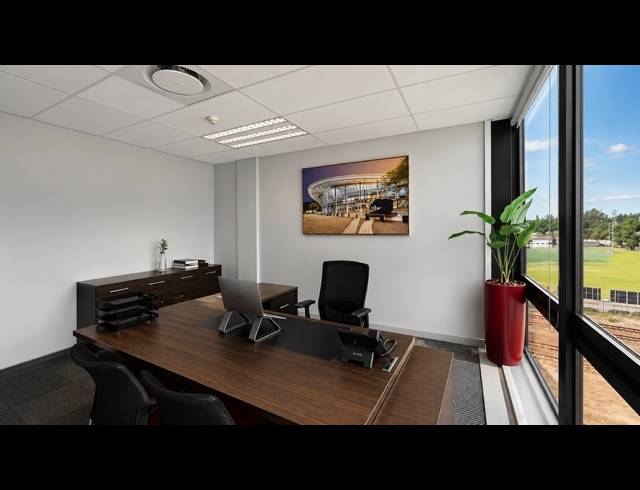 262M² OFFICE TO LET IN MORNINGSIDE